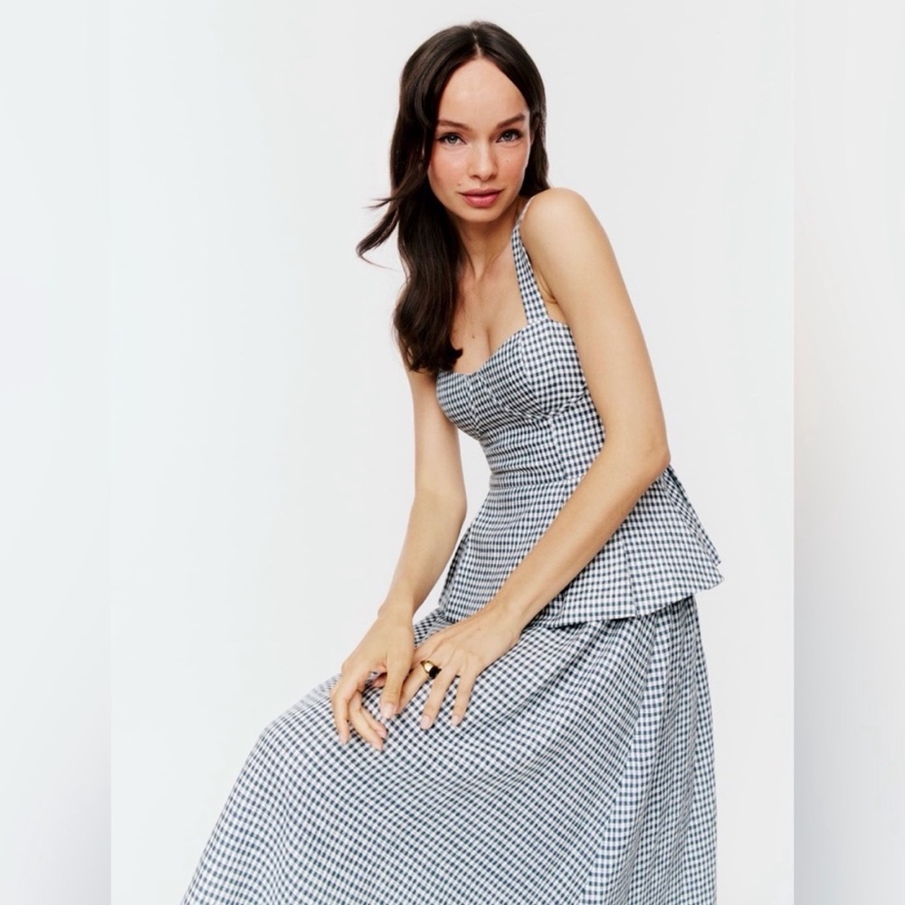 Reformation Misty Linen Two Piece, size 2